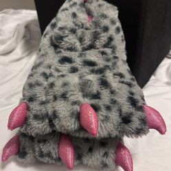 Girls Fuzzy Slippers