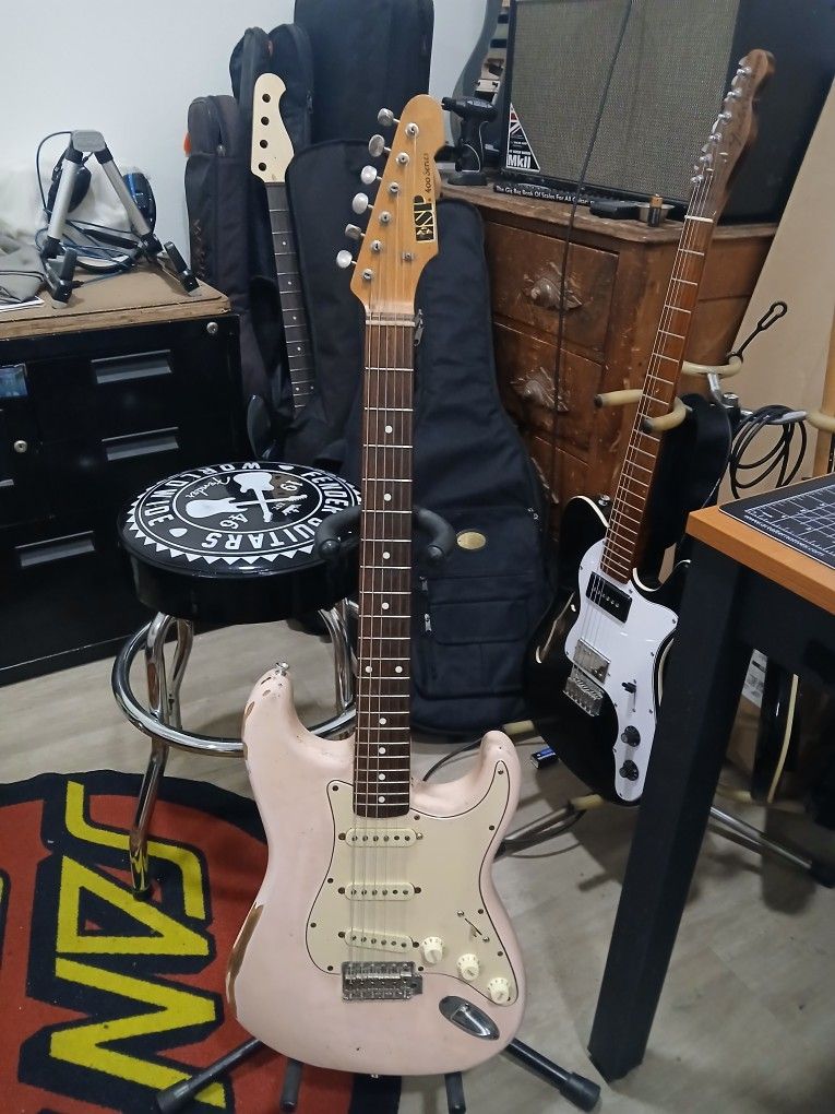 ESP 400 Series Made In Japan 80s...Duncans..$1200