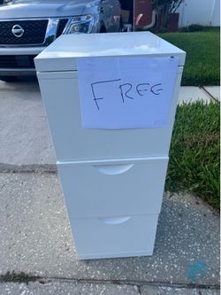 Free File Cabinet 4 drawers White