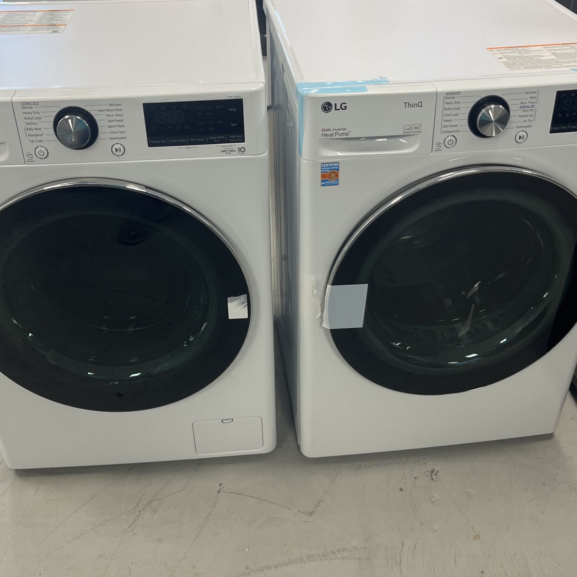 LG Washer and Dryer Set