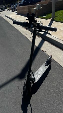 Electric scooter for adults, Foldable with phone holder