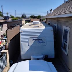 2000 Wonder Thor 23' 