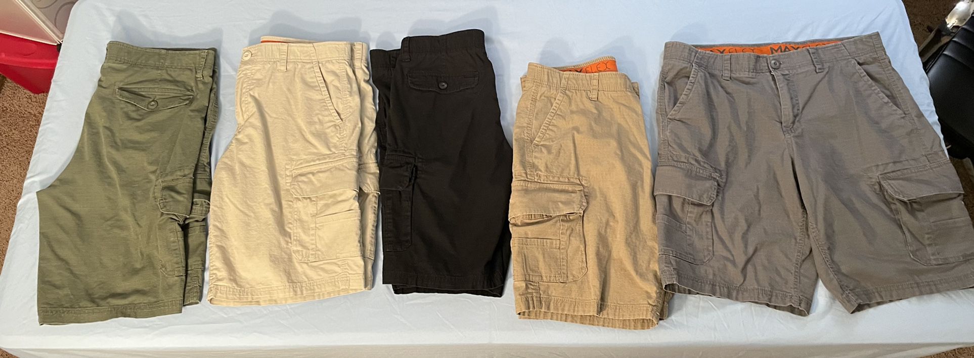 Men’s Size 36 Urban Pipeline Cargo Shorts (bundle of 5)