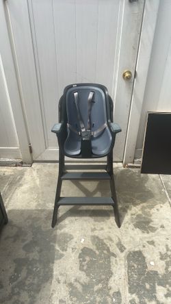 HIGH  BABY CHAIR 🥳
