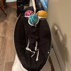 Mamaroo Multi Motion Baby Swing