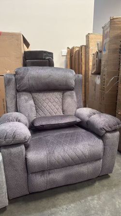 New Power Lift Recliner 28-Inch Wide Seat – Lay Flat Lift Chair with Heat Massage and cup holder.