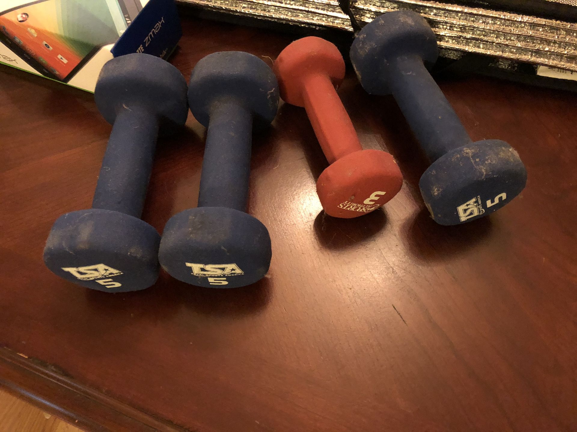 Dumbell Weights (3x5lbs, 1x 3lbs)