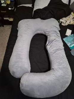 Maternity Pillow - Pregnancy Pillow