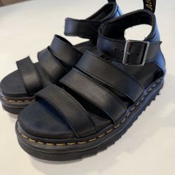 Dr. Martens (Doc Martens) Vegan Blaire Sandal Black Felix Women’s Size 7