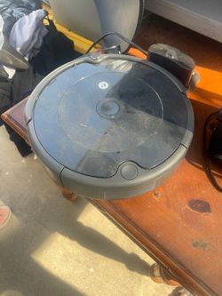 iRobot Roomba Robot Vacuum with Charging Dock