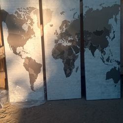 Wall Frame Map