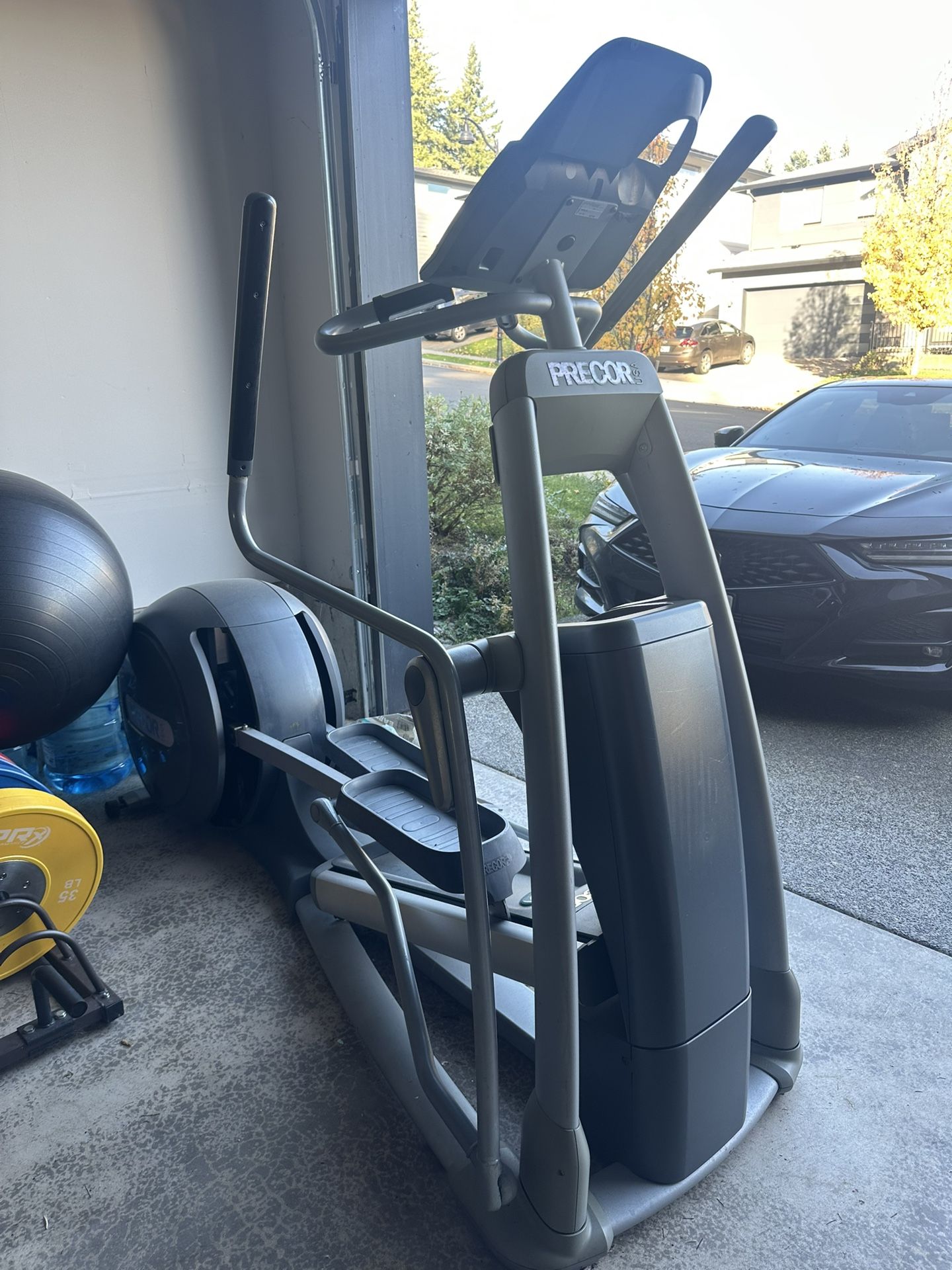 Precor USA Elliptical Cardio Equipment