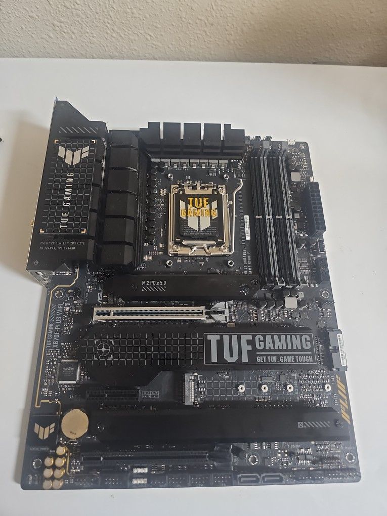 X670E Tuff Wifi Plus