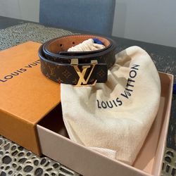 Louie Vuitton Belt