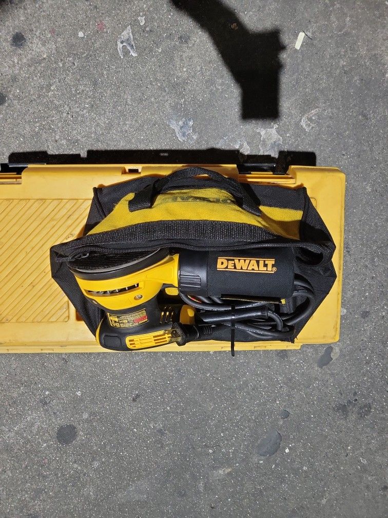 Dewalt Sander