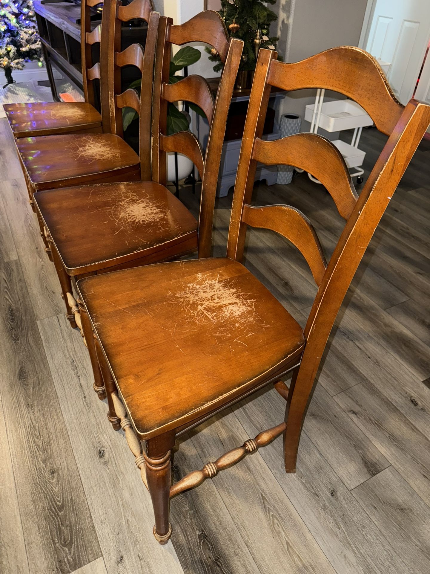 CHAIRS/SILLAS-4-SOLID WOOD