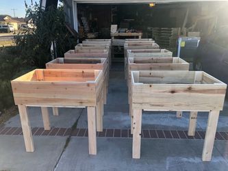Custom privacy wall patio garden bed flower herb planter box wooden cedar redwood container vegetable urban