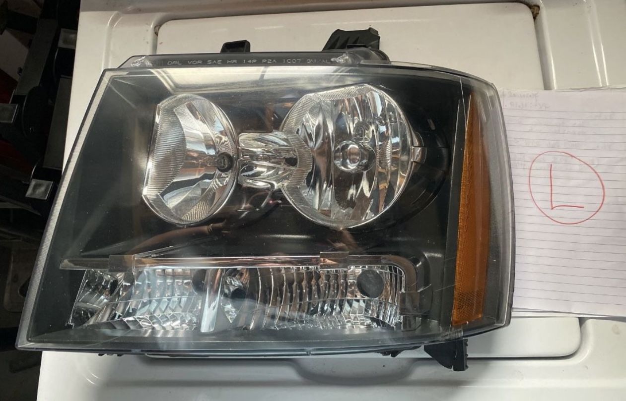 OEM 07-14 Suburban,Tahoe Headlight (left &Right)
