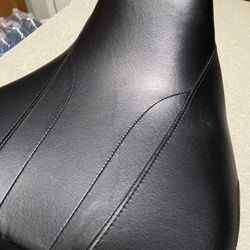 Harley Davidson Road King OEM Seat