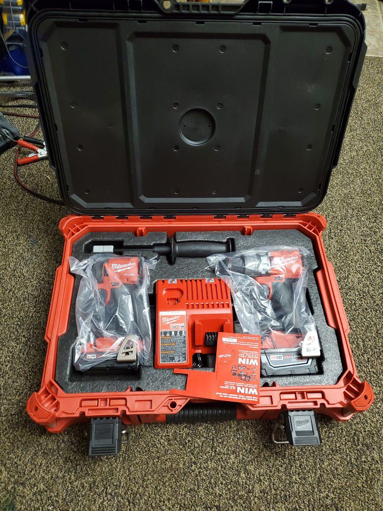 Milwaukee Packout Impact driver And Hummer drill 