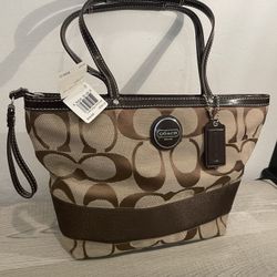 Coach SigVinKhaki Mahogany Bag Ret$268