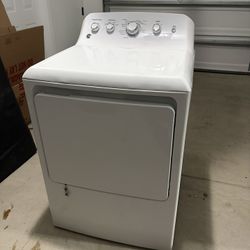GE Gas Dryer GTX42GASJ2WW
