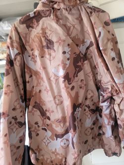 Lv Windbreaker