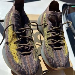 Yeezys 380 Men’s 8.5 With Original Receipt