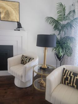 New!! Black and brass Table lamp