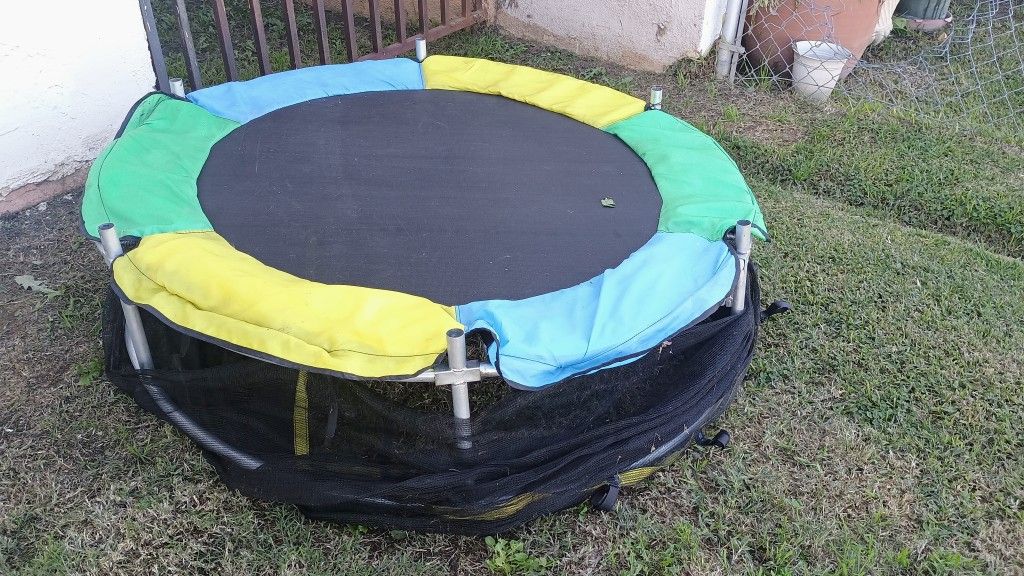 Trampoline