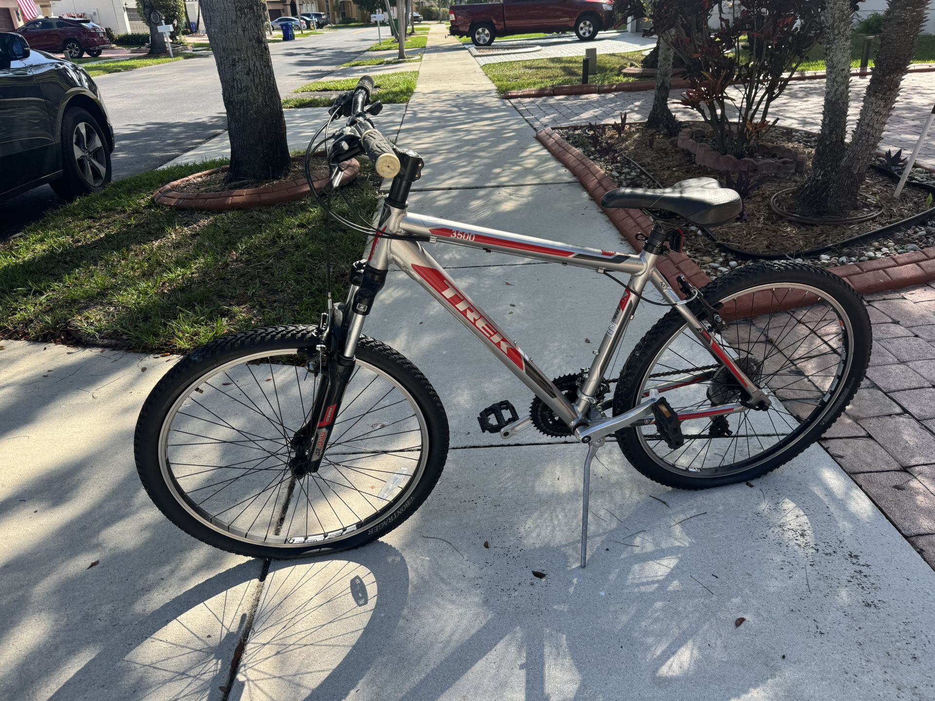 Trek Mountain Bike, Must Go!