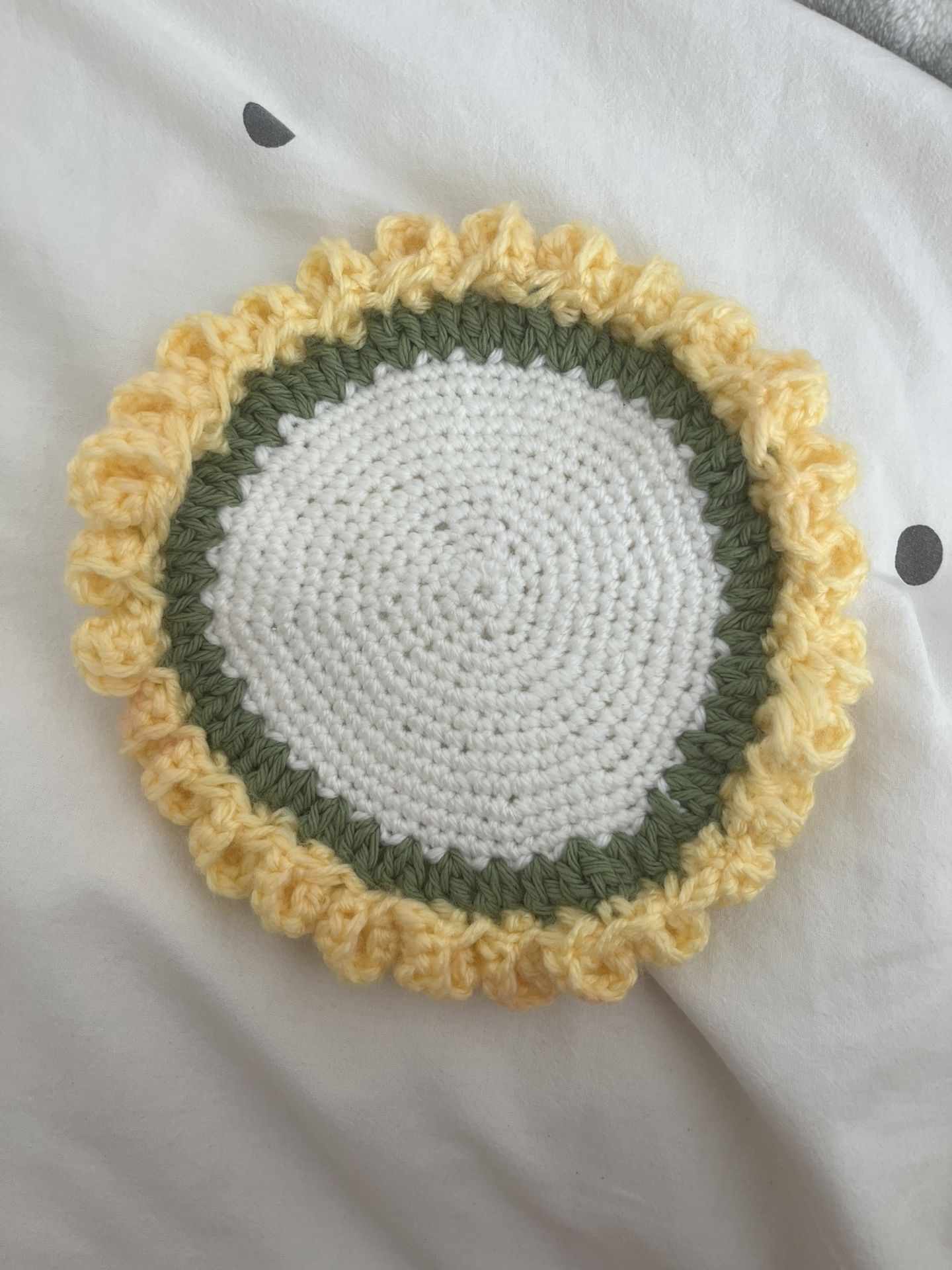 Crotchet Flower Bouquet Mug Rug