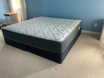 HIGH END NEW KING MATTRESSES!