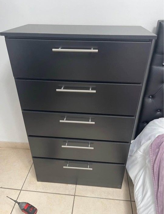 Tall Dressers ⚜️ Gaveteros Altos