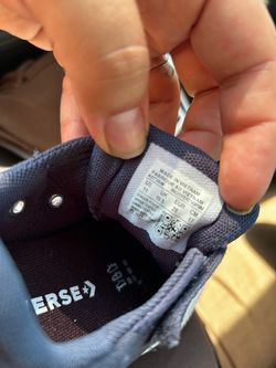 Size 11 kids no tie shoelace Converse