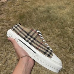 burberry shoes