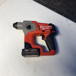 📌Milwaukee m12 rotary hammer w/ battery 4.0 PRECOO FIRME NO MENOS👉$150