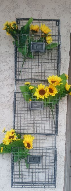 3-Tier Metal Wire Wall Organizer New without tag.