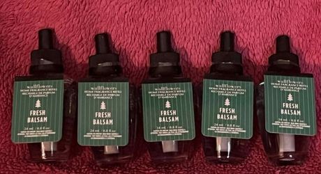 Bath & Body Works 5 Fresh Balsam Christmas Wallflower Plug Refills .8 fl oz NEW!