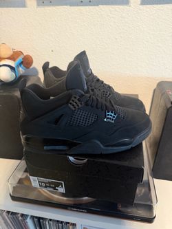 Air Jordan 4 Black Cat Size 10
