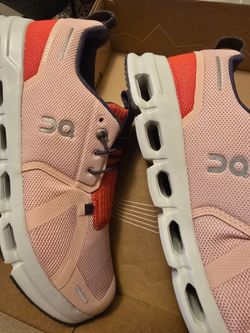 On Cloud Shoes 6.5y 8w