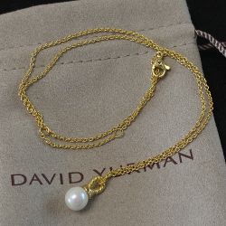  Twisted Hoop Pendant Pearl Necklace 