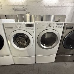 LG Washer and dryer set “27 ( Lavadora y Secadora )