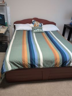 Queen bed with storage