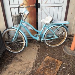  Girls Bike with Basket Huffy 