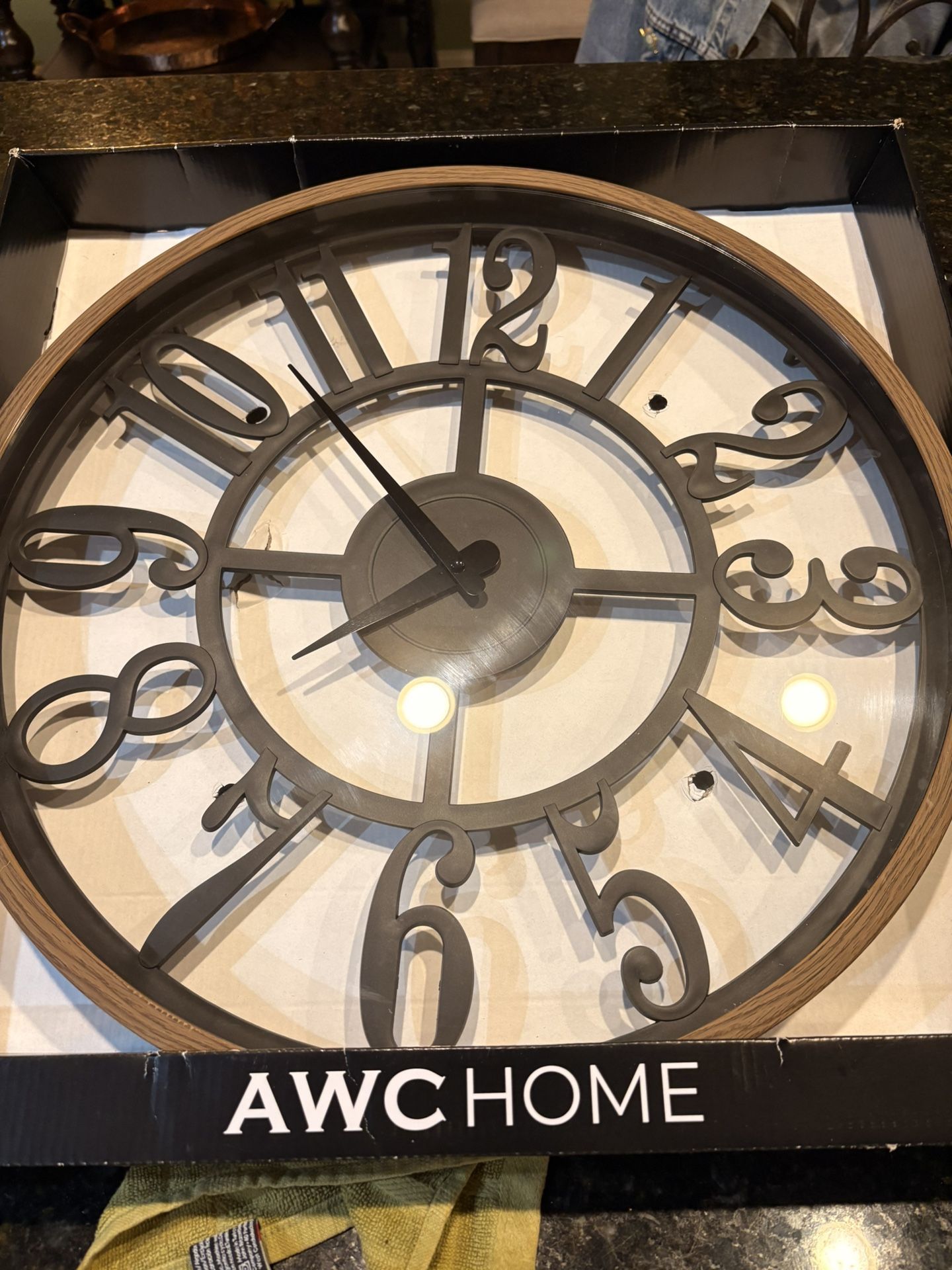 Wall clock