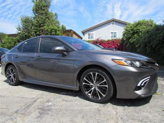 2019 Toyota Camry SE