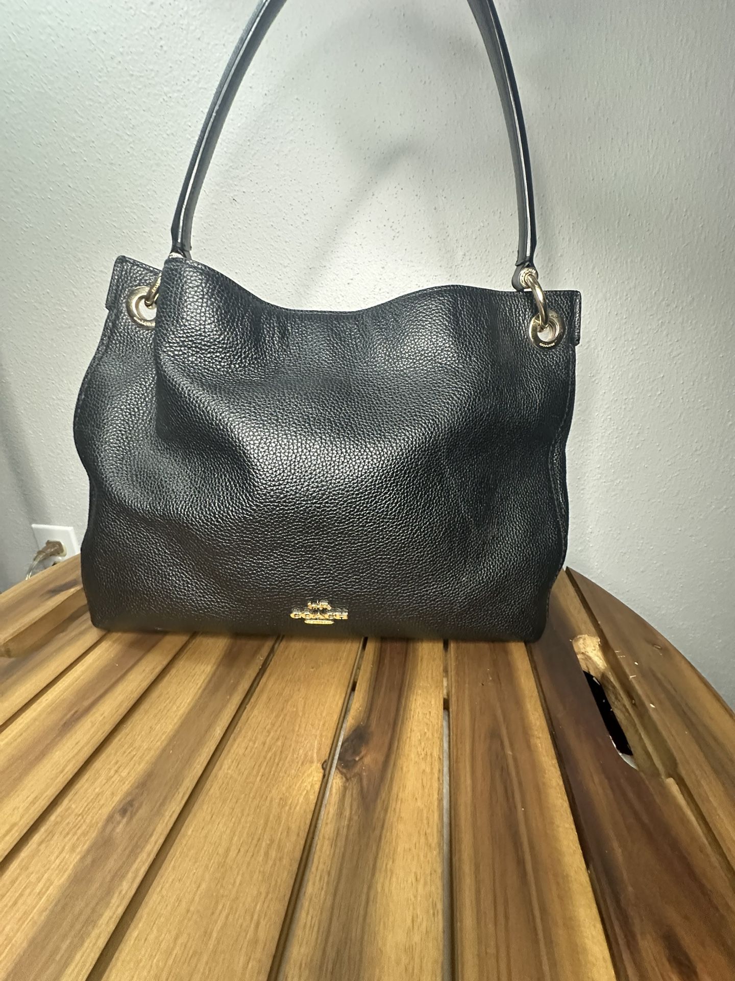 COACH HOBO BLACK SHOULDER/CROSSBODY PURSE