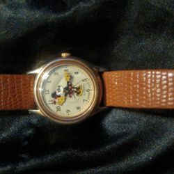 Vintage Lorus Minnie Mouse Watch 
