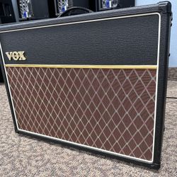 Vox Electric Guitar Amplifier 
